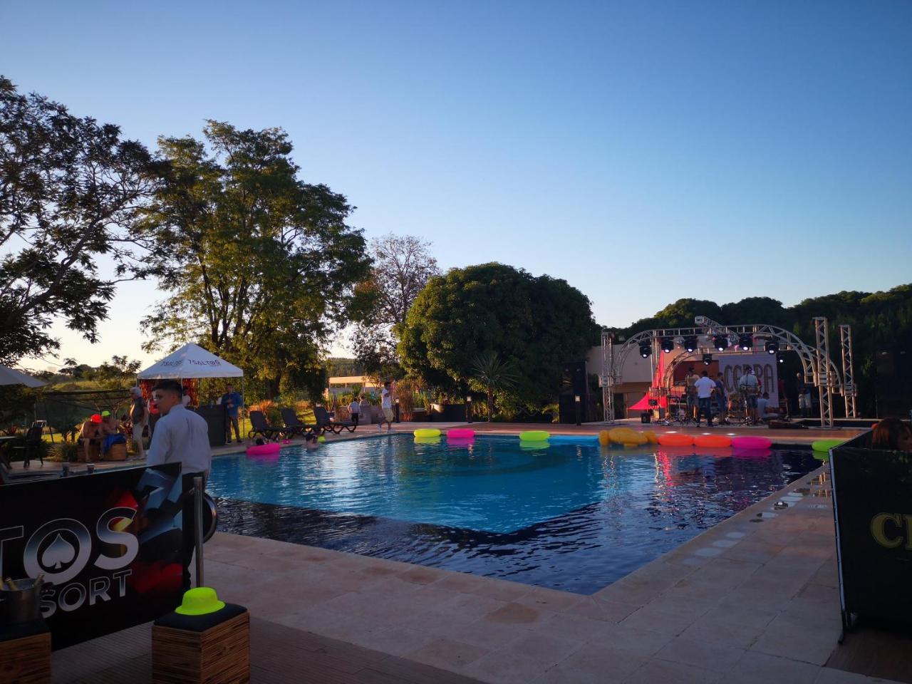 7萨尔托斯度假酒店 Salto del Guairá 外观 照片
